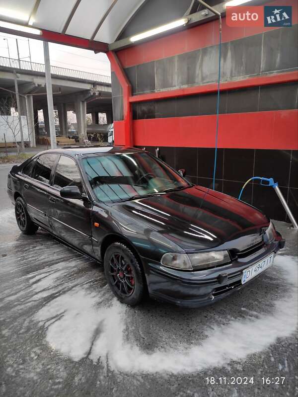 Седан Honda Accord 1995 в Львові