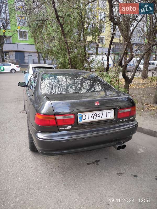 Седан Honda Accord 1995 в Львові