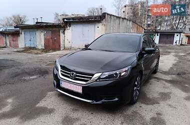 Седан Honda Accord 2015 в Тернополе