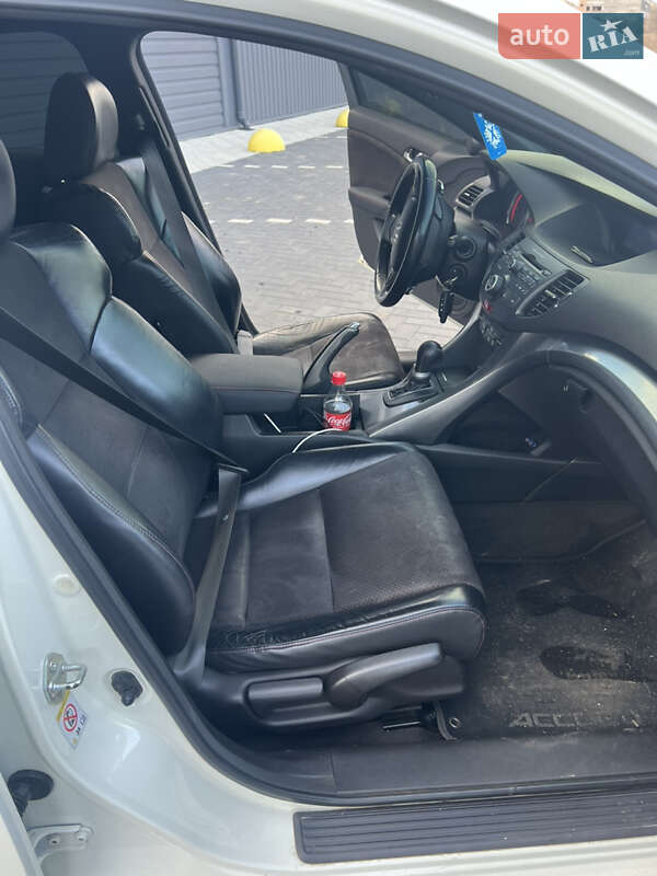 Седан Honda Accord 2011 в Кропивницькому