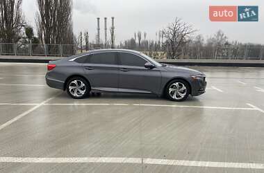 Седан Honda Accord 2018 в 