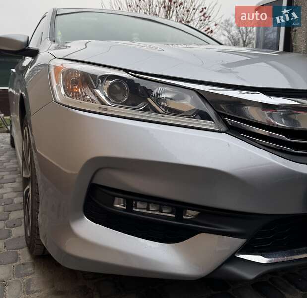Седан Honda Accord 2017 в Кропивницком