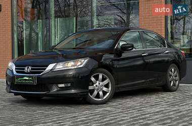 Седан Honda Accord 2014 в Києві