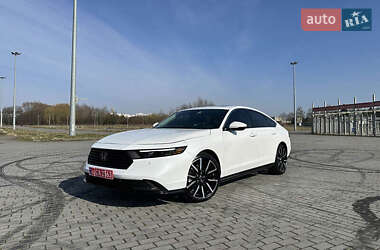 Седан Honda Accord 2023 в Киеве