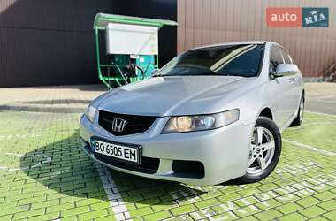 Седан Honda Accord 2004 в Черкассах