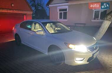 Седан Honda Accord 2013 в Вінниці