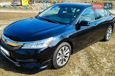 Седан Honda Accord 2015 в Киеве