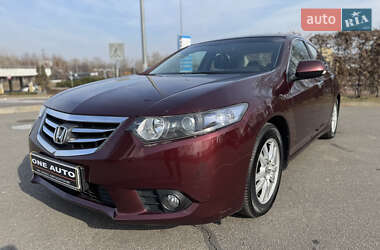 Седан Honda Accord 2011 в Києві