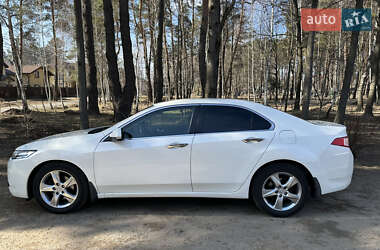 Седан Honda Accord 2011 в 