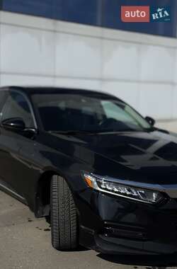 Седан Honda Accord 2018 в 
