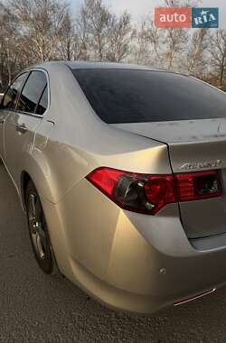 Седан Honda Accord 2011 в 
