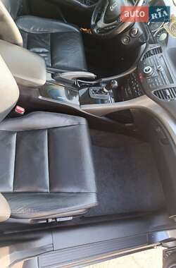 Универсал Honda Accord 2011 в 