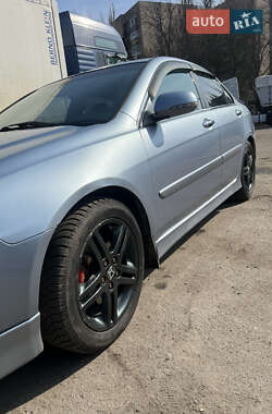 Седан Honda Accord 2004 в 