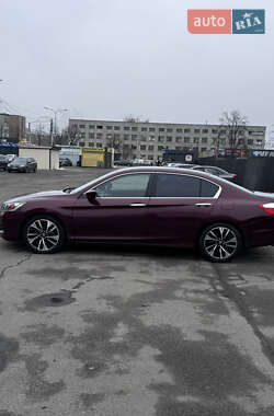 Седан Honda Accord 2013 в Киеве