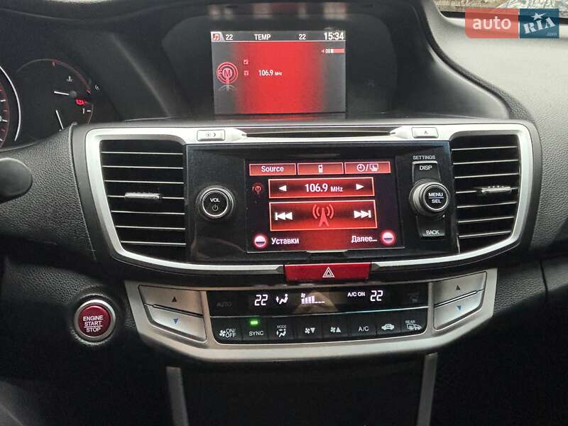 Седан Honda Accord 2013 в Краснограді