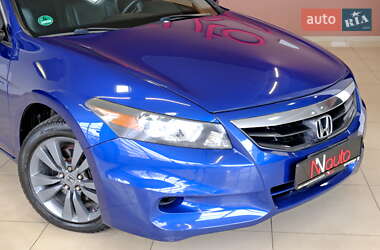 Купе Honda Accord 2012 в 
