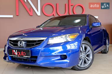 Купе Honda Accord 2012 в 