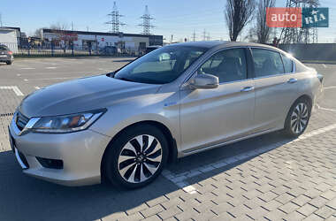 Седан Honda Accord 2014 в 