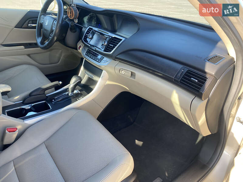 Седан Honda Accord 2014 в Львові фото 42 Седан Honda Accord 2014 в Львові
