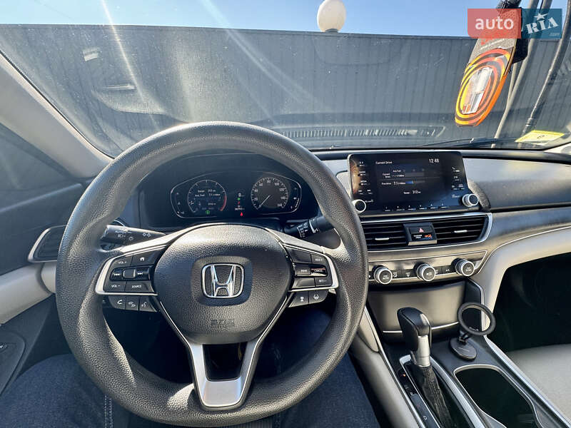 Седан Honda Accord 2018 в Івано-Франківську