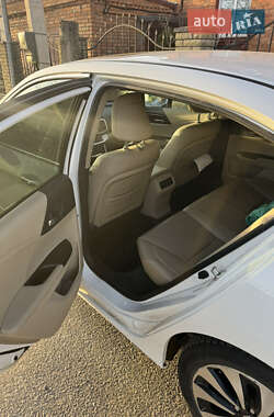Седан Honda Accord 2014 в 