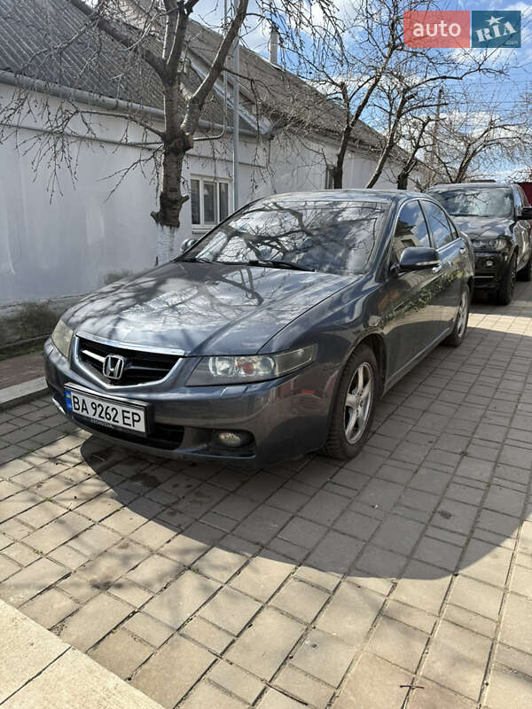 Седан Honda Accord 2005 в 