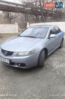 Седан Honda Accord 2004 в 