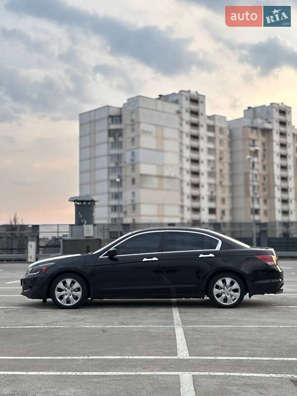 Седан Honda Accord 2008 в Киеве