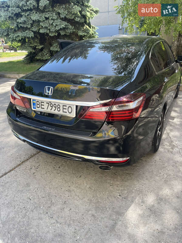 Седан Honda Accord 2016 в Южноукраїнську