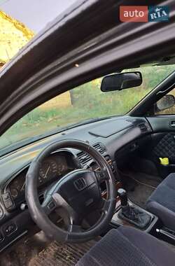 Седан Honda Accord 1996 в 