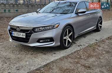 Седан Honda Accord 2018 в 