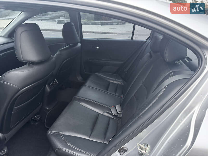 Седан Honda Accord 2014 в Києві