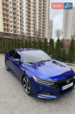 Седан Honda Accord 2017 в 
