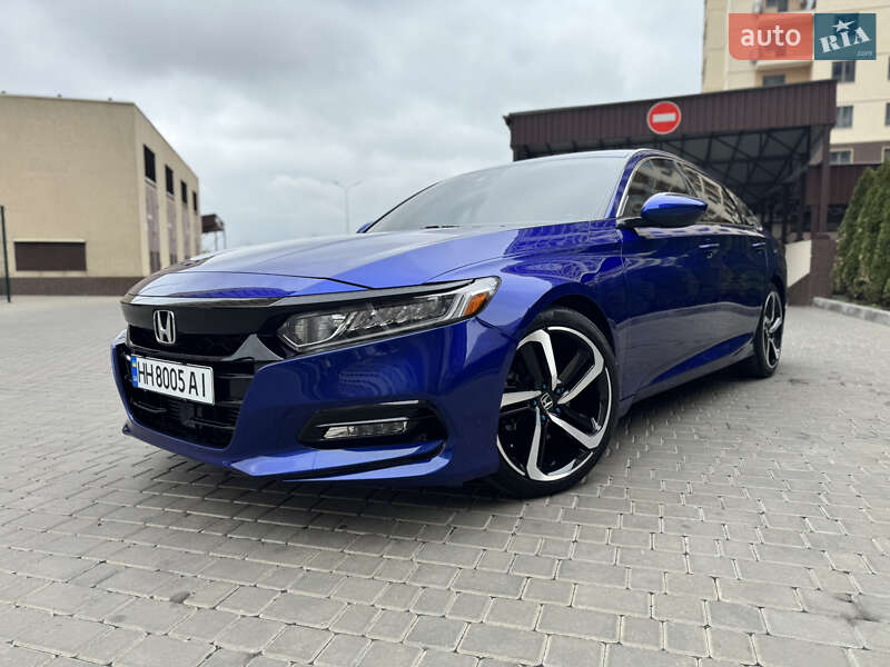 Седан Honda Accord 2017 в Одессе