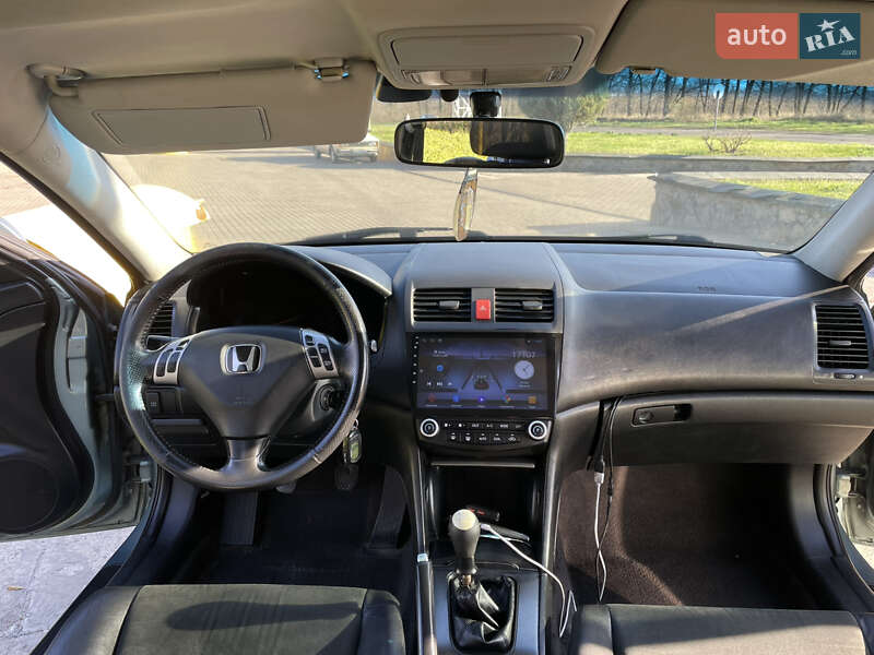 Седан Honda Accord 2004 в Черкассах