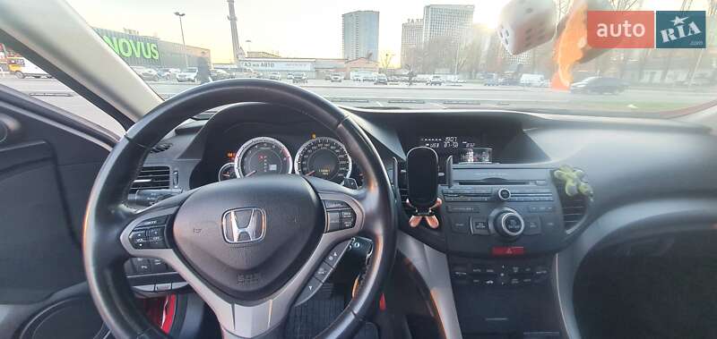 Седан Honda Accord 2008 в Киеве