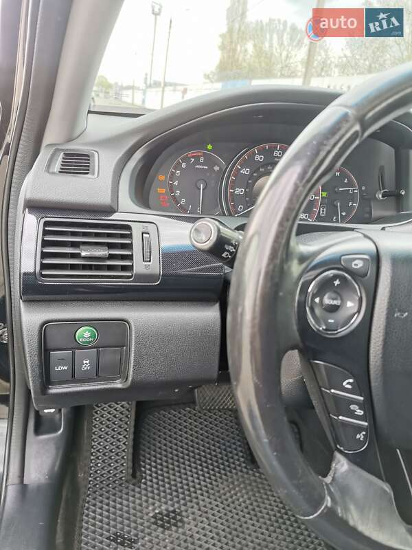 Купе Honda Accord 2013 в Киеве фото 7 Купе Honda Accord 2013 в Киеве