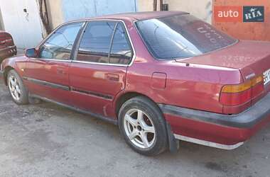 Седан Honda Accord 1992 в 