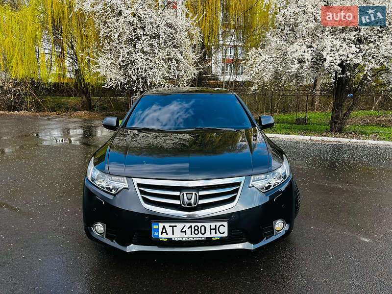 Honda Accord 2011