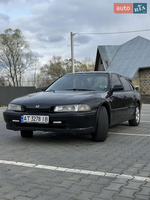 Седан Honda Accord 1993 в Косове