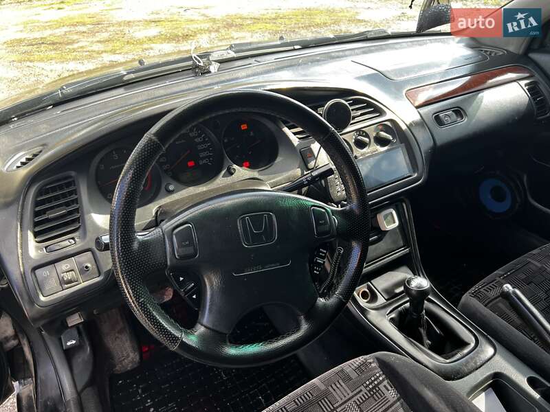 Седан Honda Accord 2000 в Кам'янець-Подільському