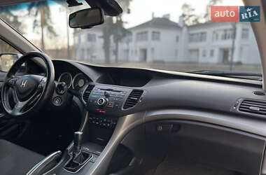 Седан Honda Accord 2011 в 