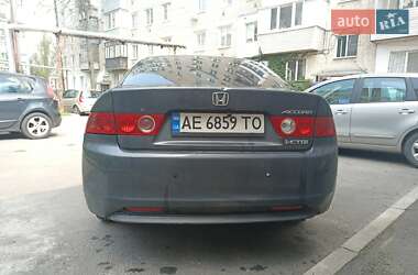 Седан Honda Accord 2004 в 