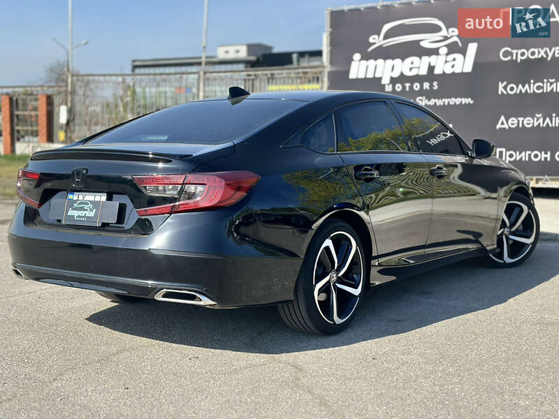 Седан Honda Accord 2022 в Харькове