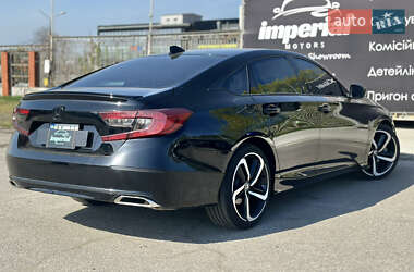 Седан Honda Accord 2022 в 