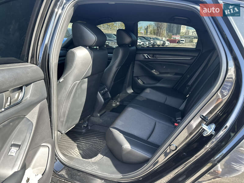Седан Honda Accord 2022 в Харькове