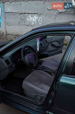 Седан Honda Accord 1993 в 
