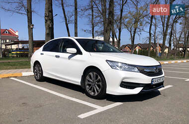 Седан Honda Accord 2017 в 