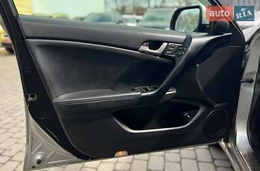 Седан Honda Accord 2010 в 