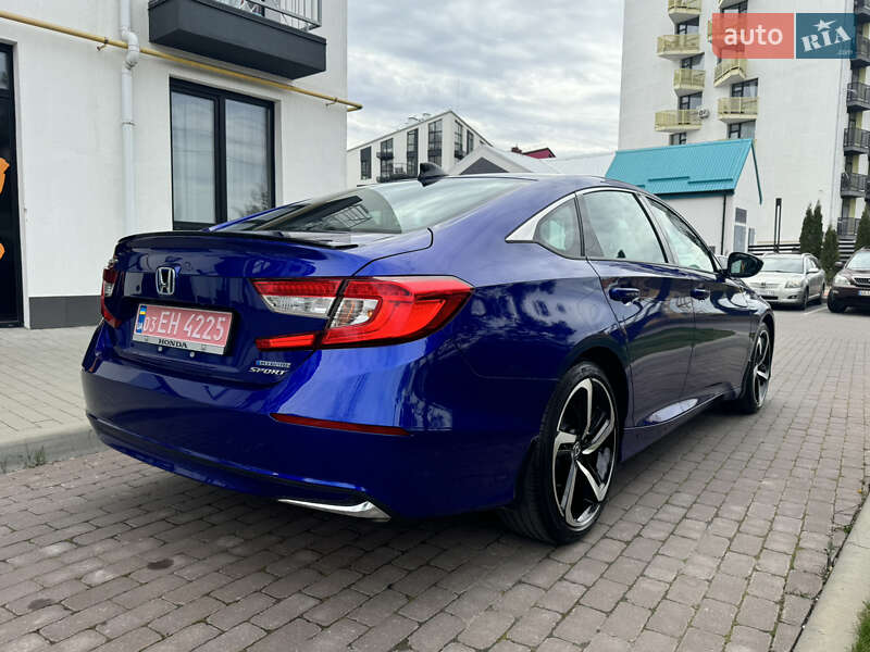 Седан Honda Accord 2022 в Києві